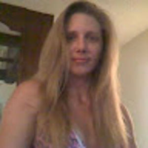 Meet your Posher, Stefanie